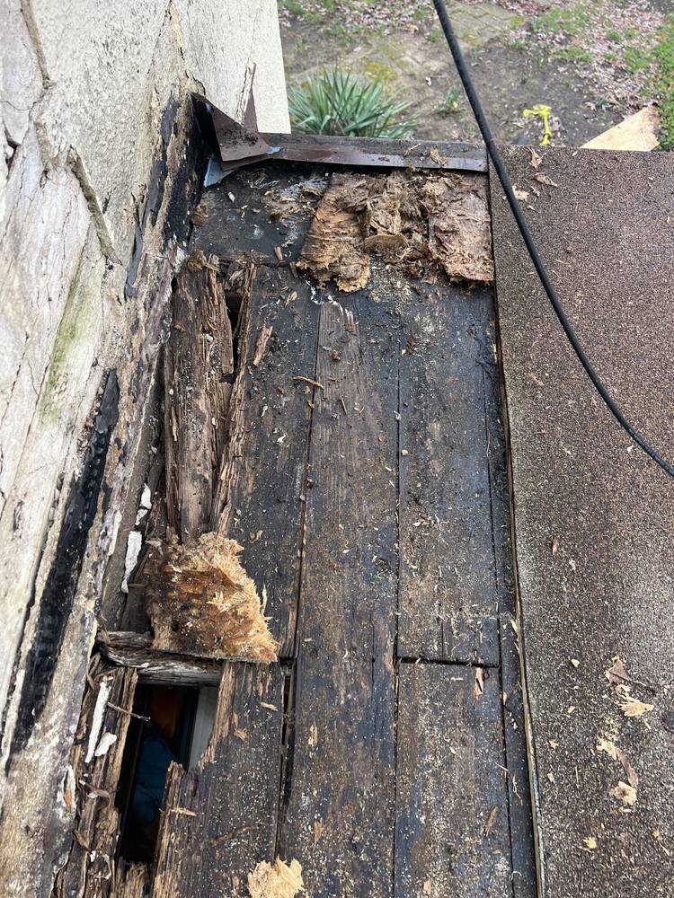 Flat Roof-to-Wall Repair in West Michigan — photo 6 of 20